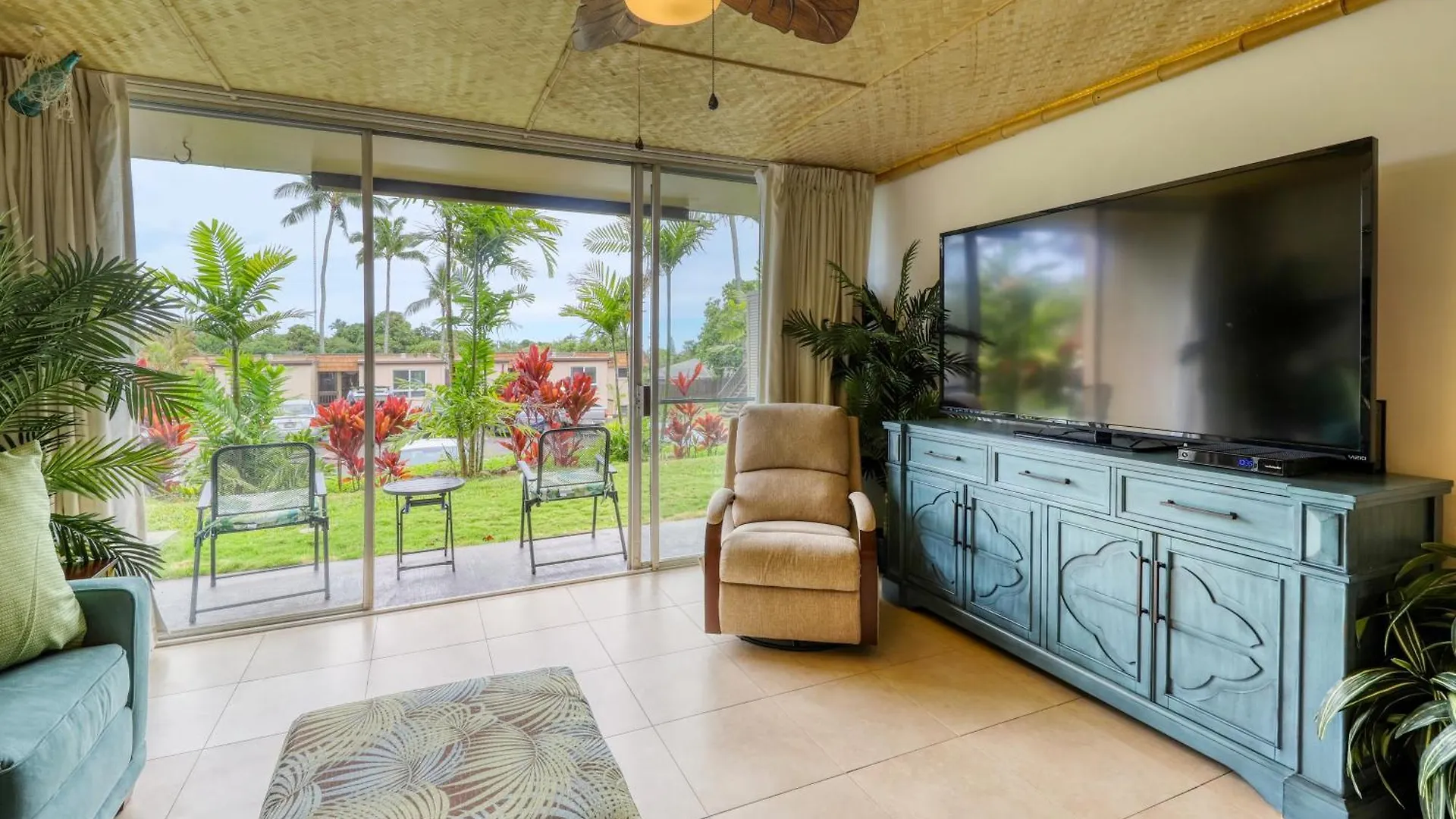 Bamboo Bungalow At Napili Ridge Kahana